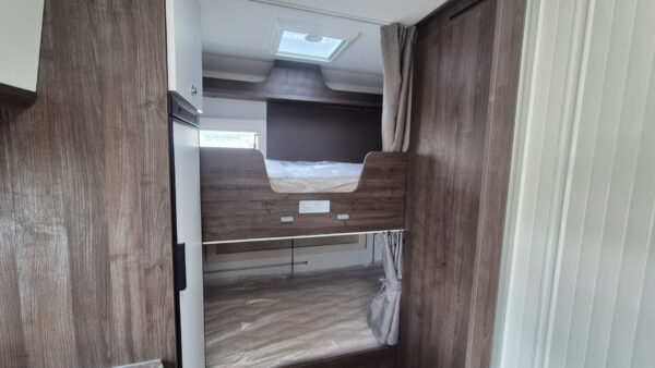 Benimar S324 UP