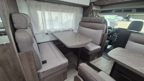Benimar S324 UP