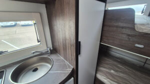 Benimar S324 UP
