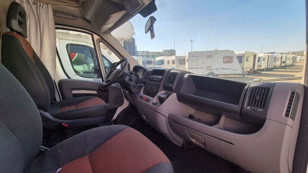 Autocaravana de ocasión JOINT 4