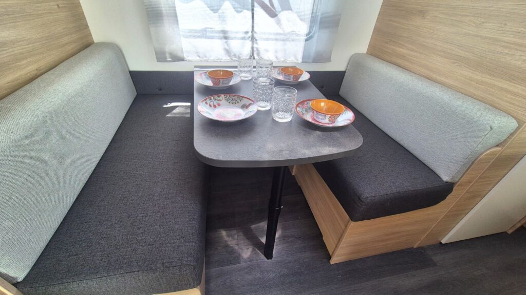 CARAVANA CARAVELAIR ALBA 426