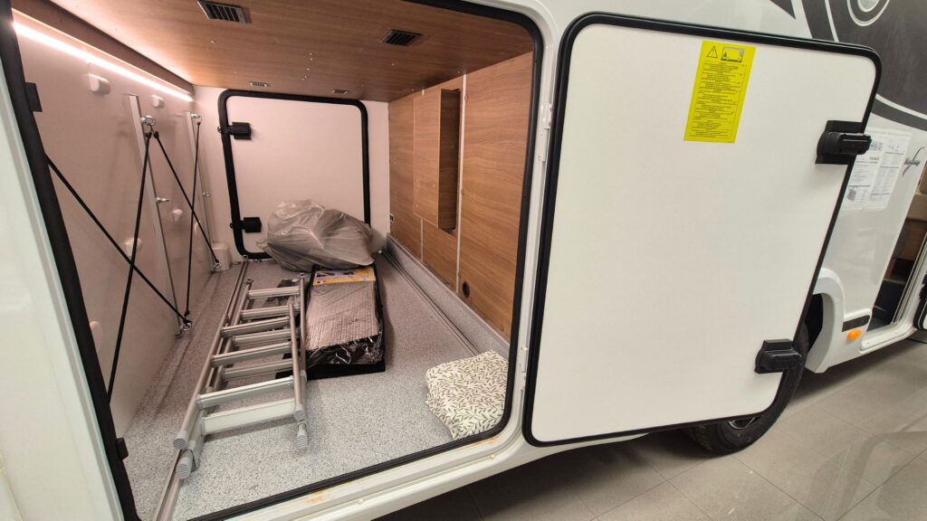 Autocaravana Benimar Mileo 263