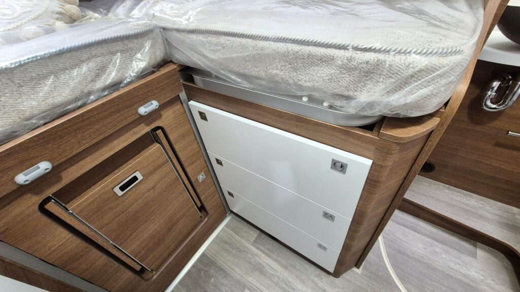 Autocaravana Benimar Mileo 263