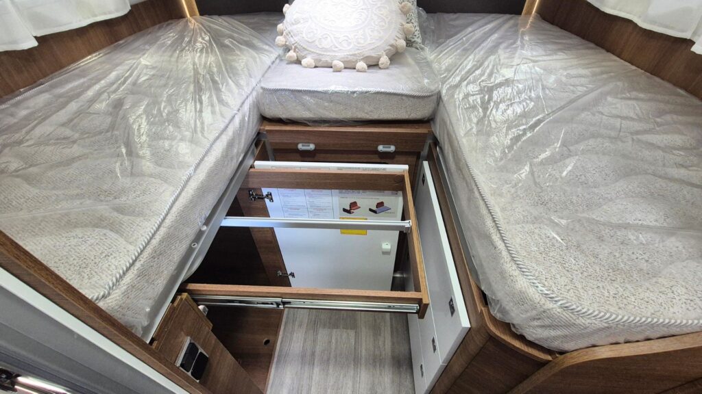 Autocaravana Benimar Mileo 263