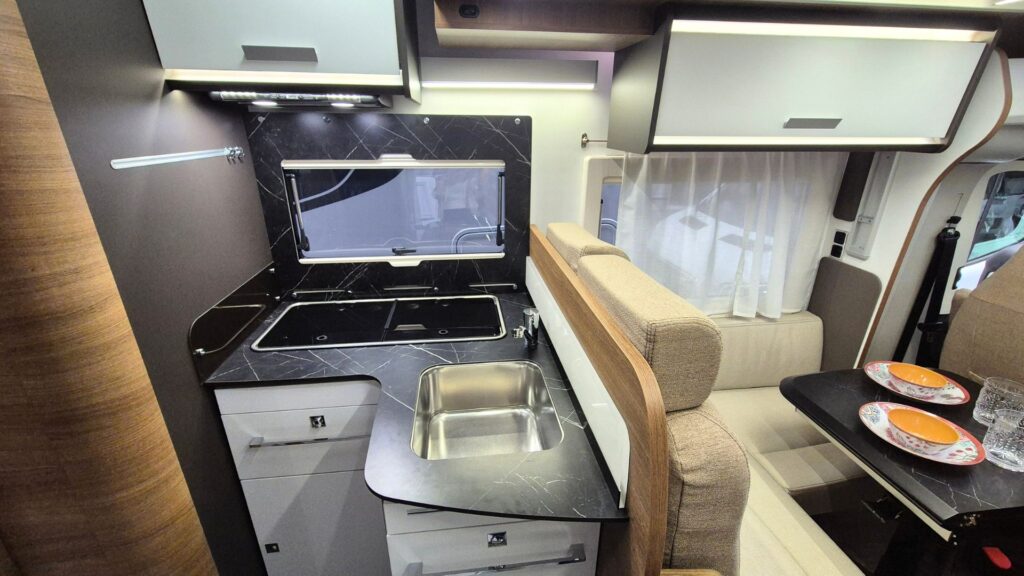 Autocaravana Benimar Mileo 263