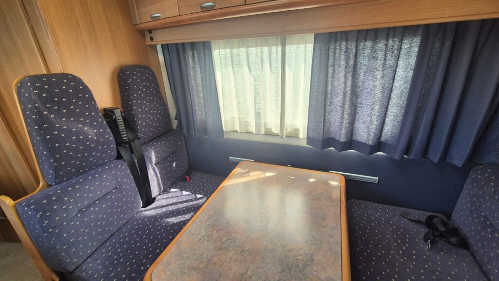 Autocaravana de segunda mano Benimar Europe 6000SL