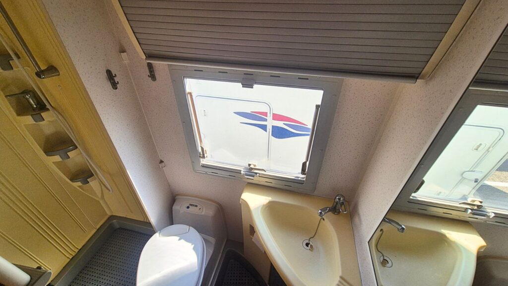 Autocaravana de segunda mano Benimar Europe 6000SL