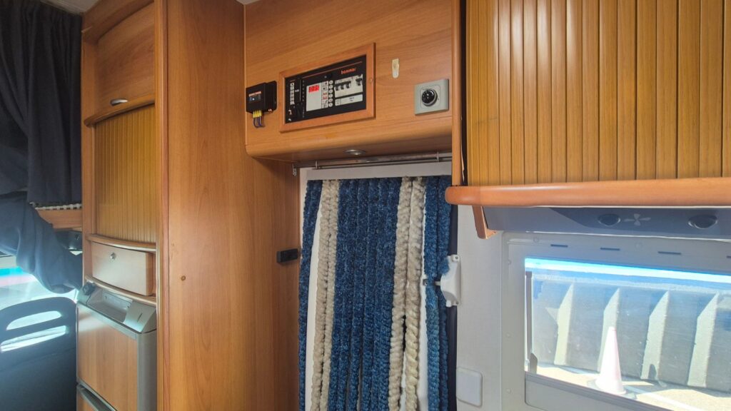 Autocaravana de segunda mano Benimar Europe 6000SL