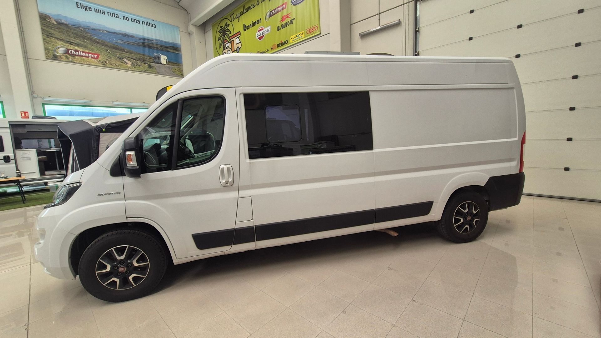 Furgo camperizada FURGOK: Fiat Ducato camperizada de segunda mano