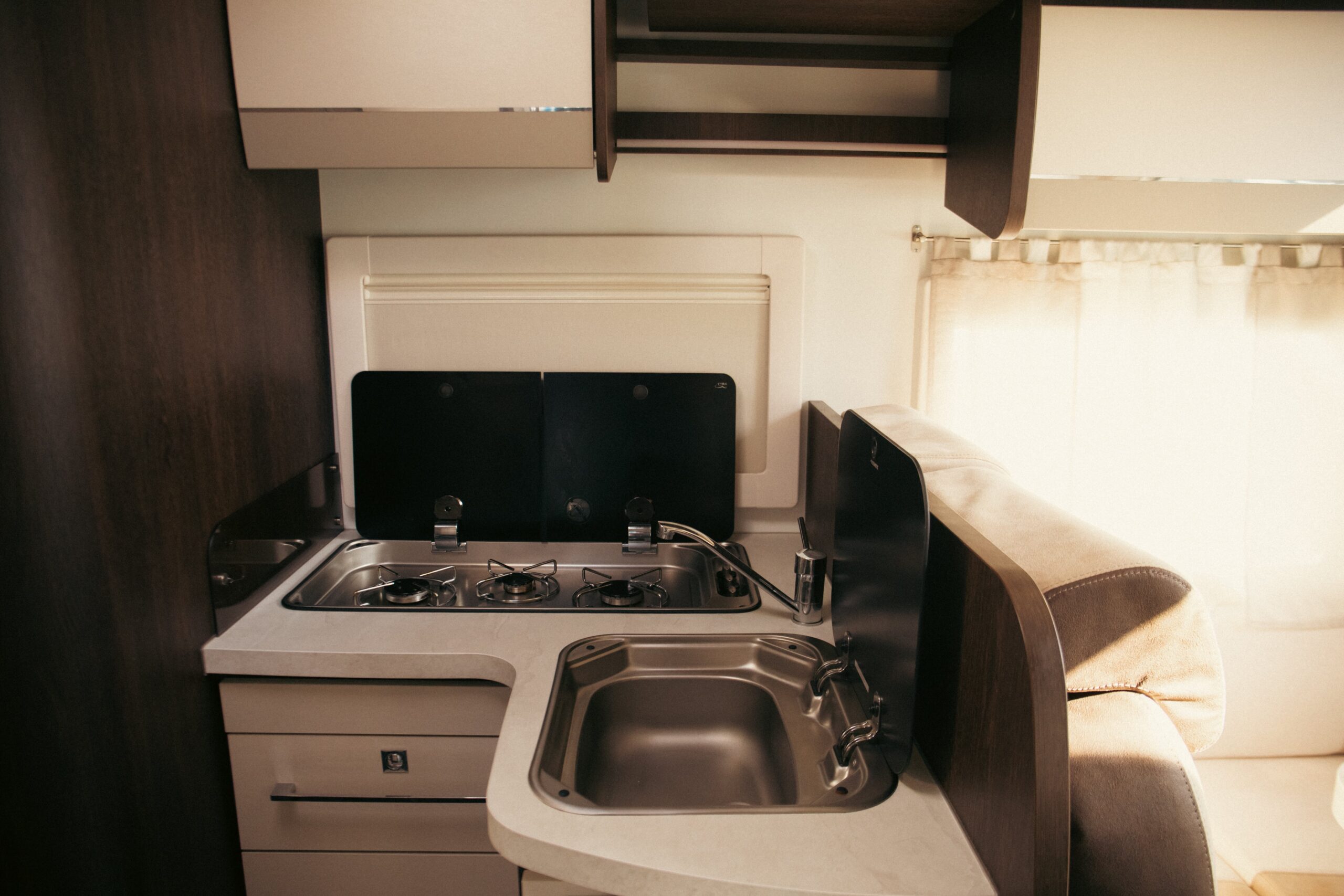 Benimar Tessoro 463 – Ocasión 2021, Motor 170 CV, 5 plazas, bien equipado - Imagen 9