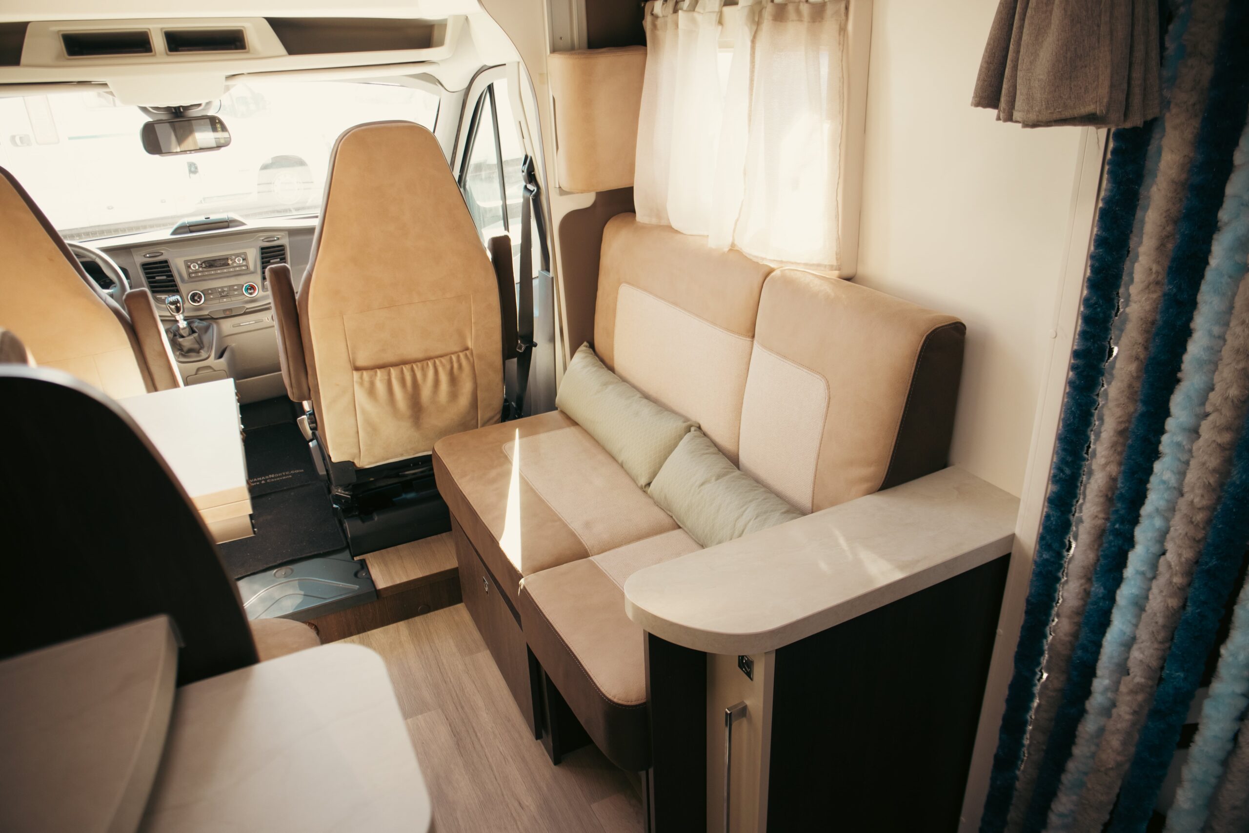 Benimar Tessoro 463 – Ocasión 2021, Motor 170 CV, 5 plazas, bien equipado - Imagen 5