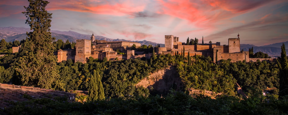 Sierra Nevada en autocaravana alhambra Caravaning Plaza