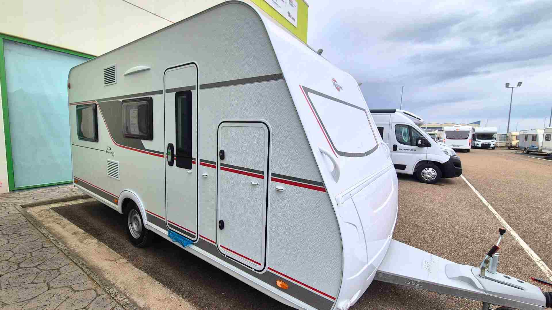 caravana burstner exterior