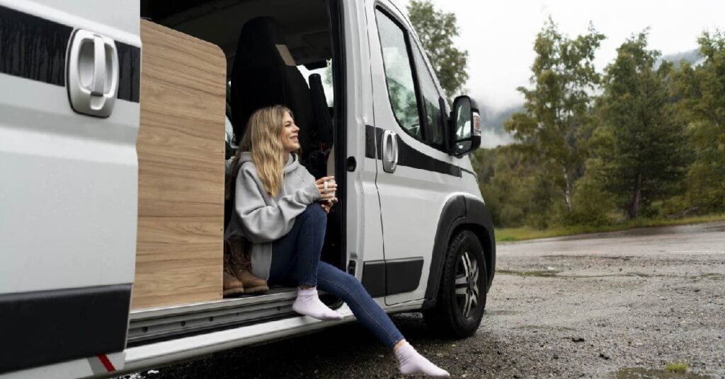 como adaptar una furgoneta a autocaravana